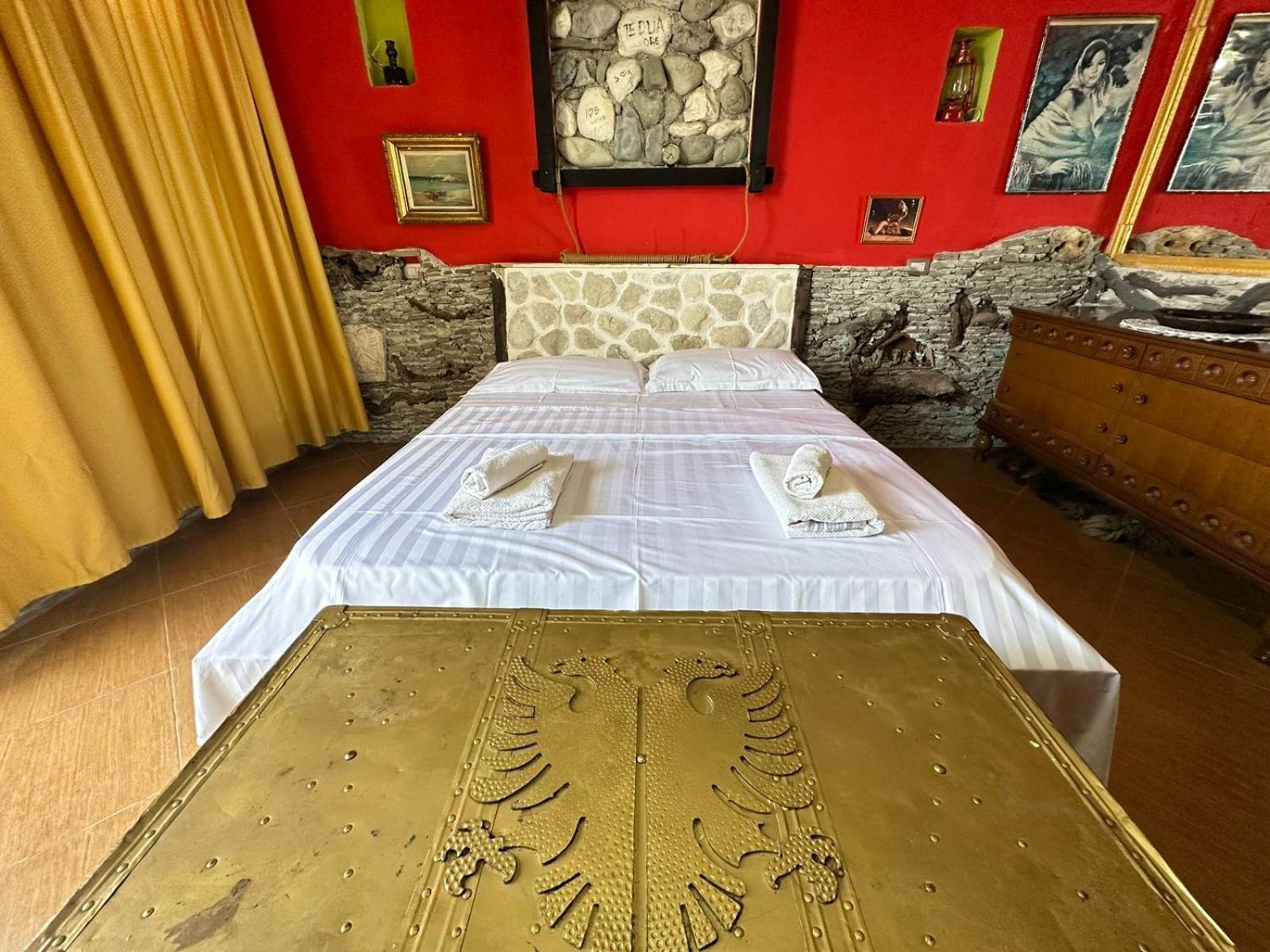 Hotel Vila "Oda E Miqve" Vlorë Eksteriør bilde