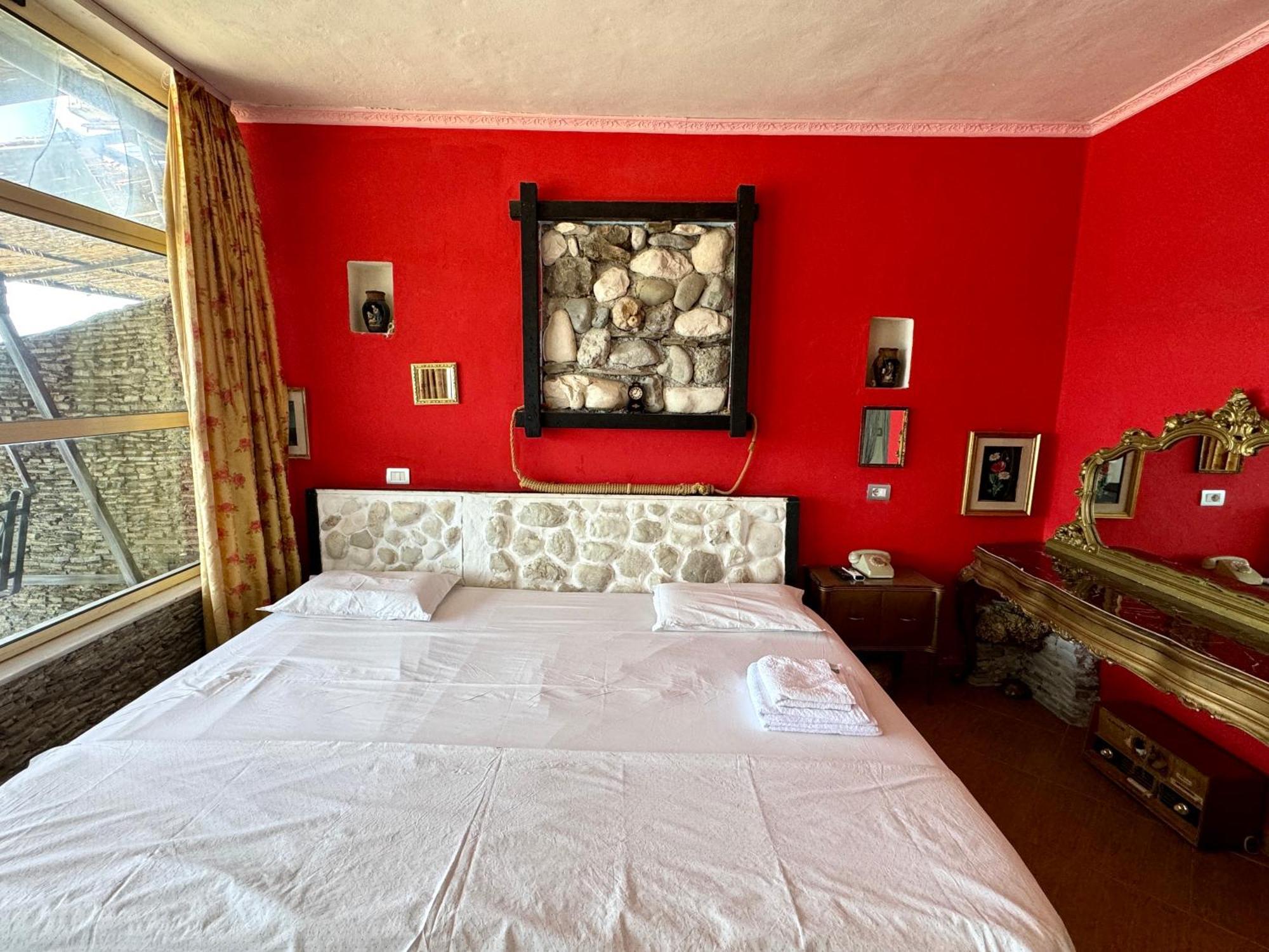 Hotel Vila "Oda E Miqve" Vlorë Eksteriør bilde